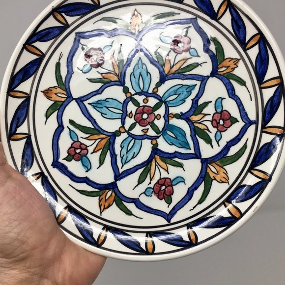 1980s Hand Painted Made in Greece Floral Round Ceramic Plate Wall Decor - Picture 11 of 16